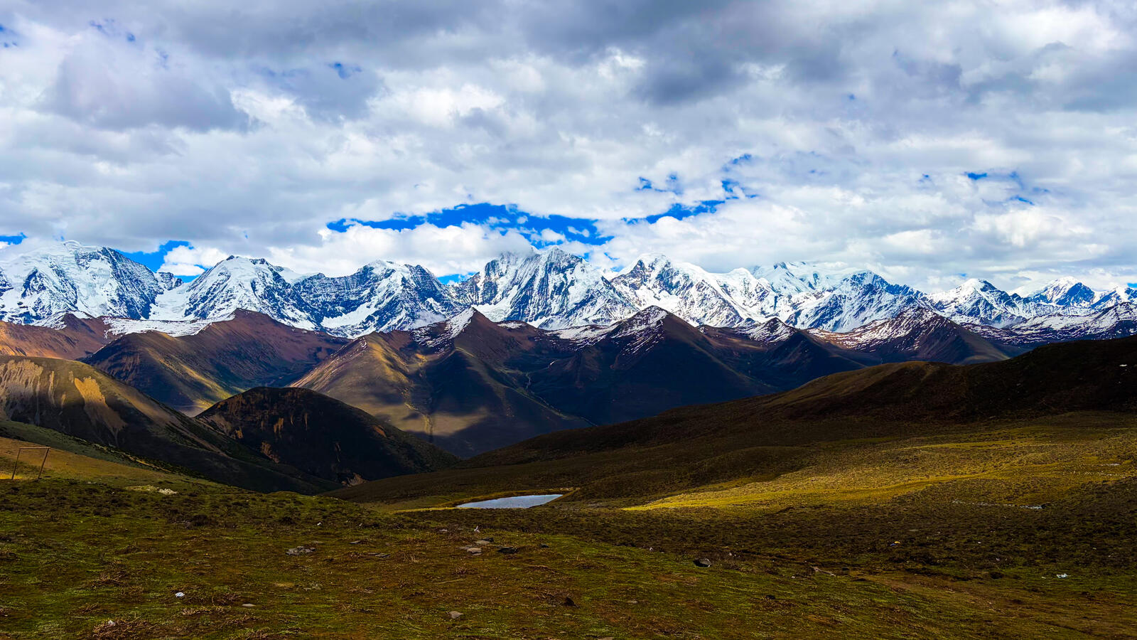 Near Tinong Village (提弄秘境), Western Sichuan, China Near Tinong Village (提弄秘境), Western Sichuan, China